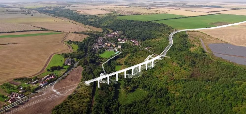 Po 40 letech otevřen obchvat Žiželic