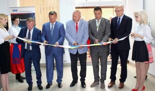 obrázek: Hejtman s velvyslancem ČR v Kyjevě otevřel v Užhorodu Dům regionu s cílem reprezentovat Ústecký kraj