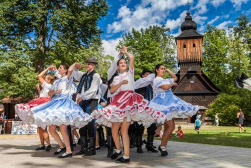 Obrázek - Slovenský folklor ve Valašském muzeu v přírodě