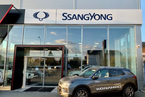 Foto: SsangYong otevřel v Trenčíně šesté dealerství svých vozů na Slovensku. V Plzeňském kraji navštivte autosalon Auto Moto Jager, s.r.o.