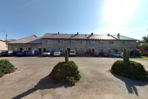 obrázek:Jezerka na prodej, Kadaň zvažuje převzetí školního statku