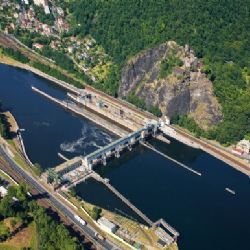 Hlasujte: České a slovenské stavby století